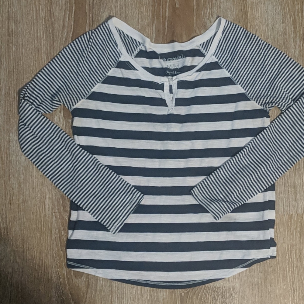 Aeropostale long sleeve tee